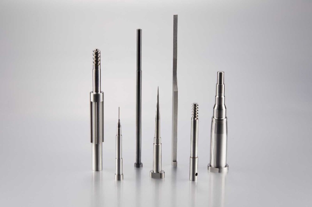 刀用碳鋼好還是高速鋼好，那種高速鋼做刀更好