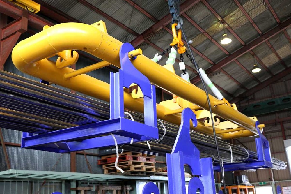 紅沖不銹鋼凸模用什么材料好